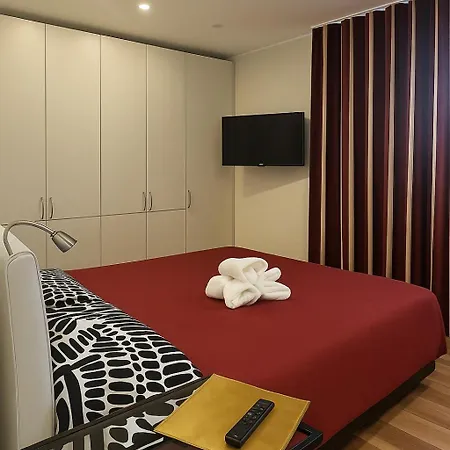 Il Grattacielo Luxury - Center - Confort And Beautiful View Apartment